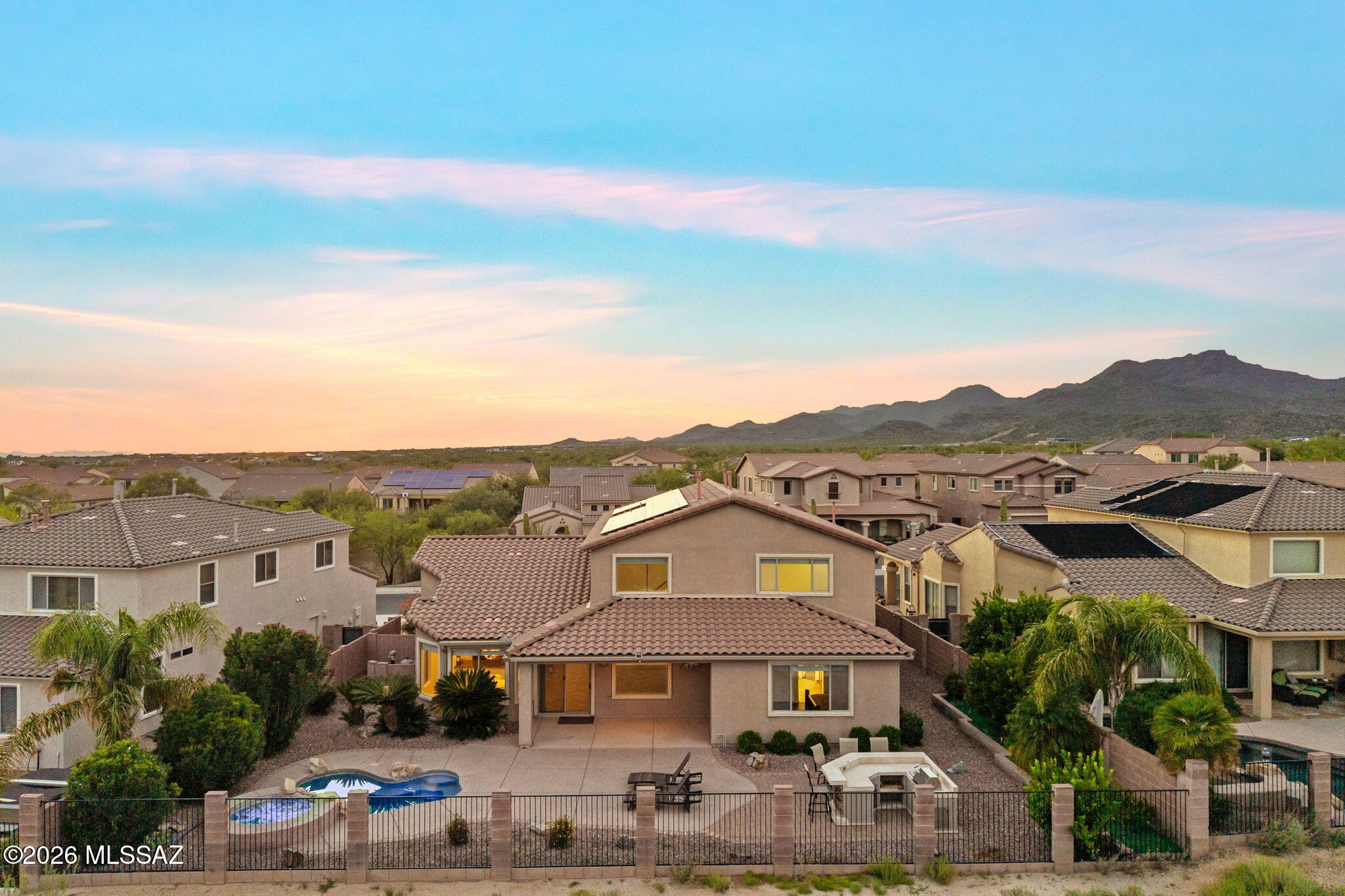 12488 N Paseo Penuela