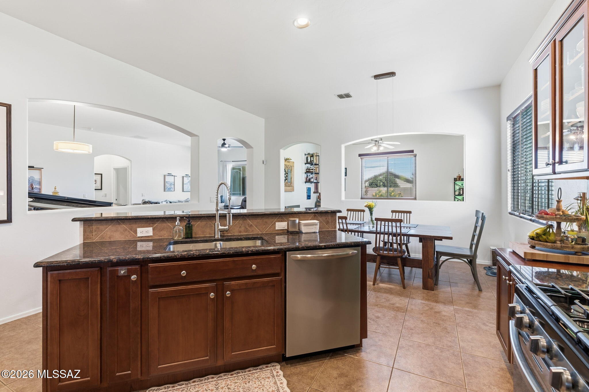 420 W Lexington Street