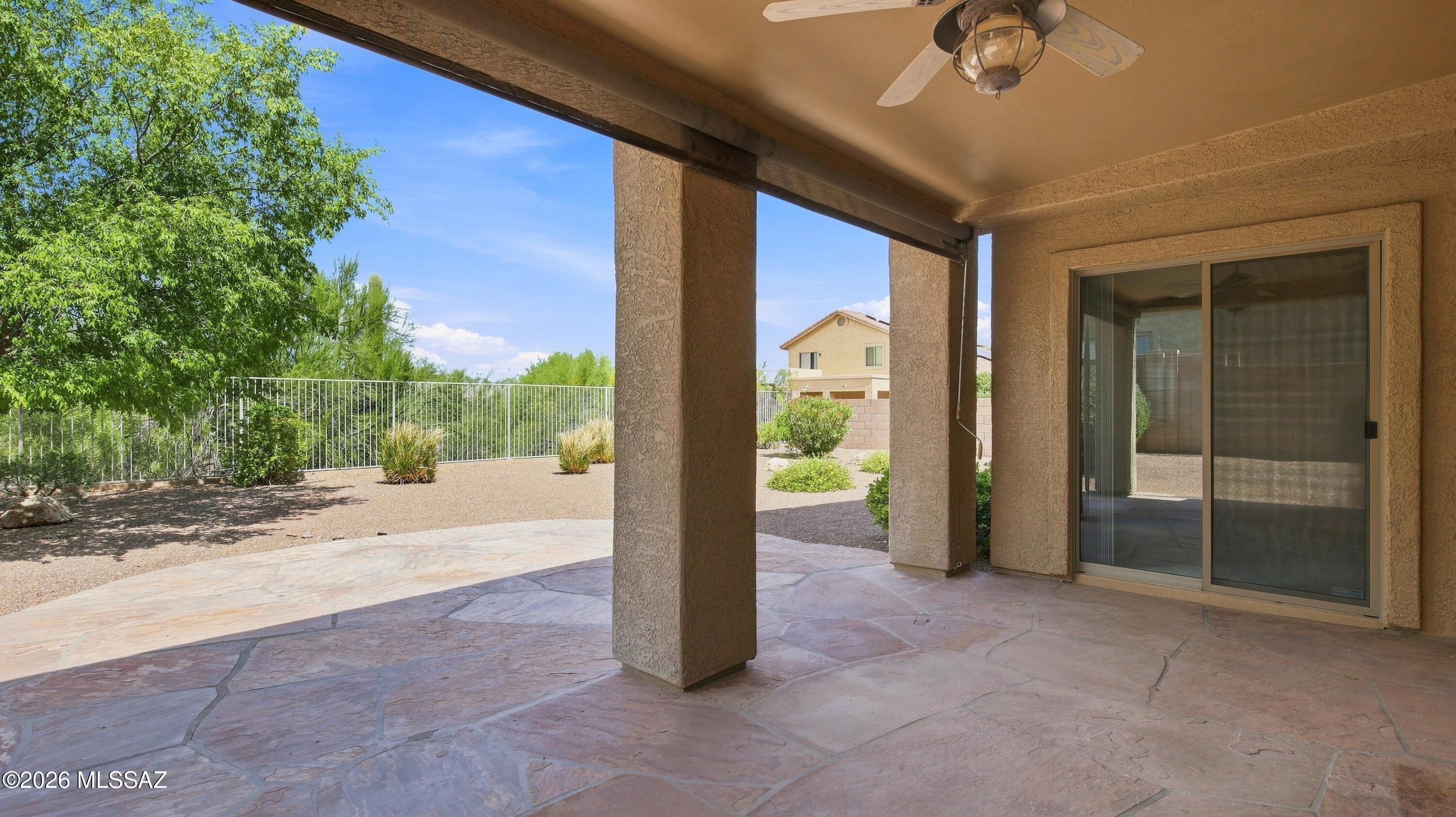 8005 N Iron Ridge Drive