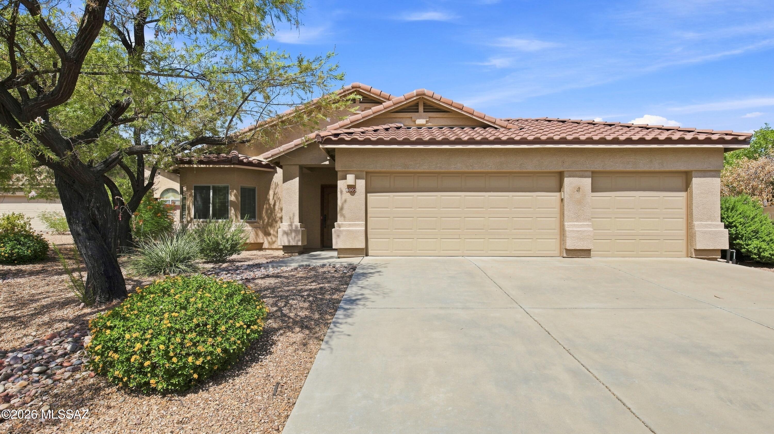 8005 N Iron Ridge Drive