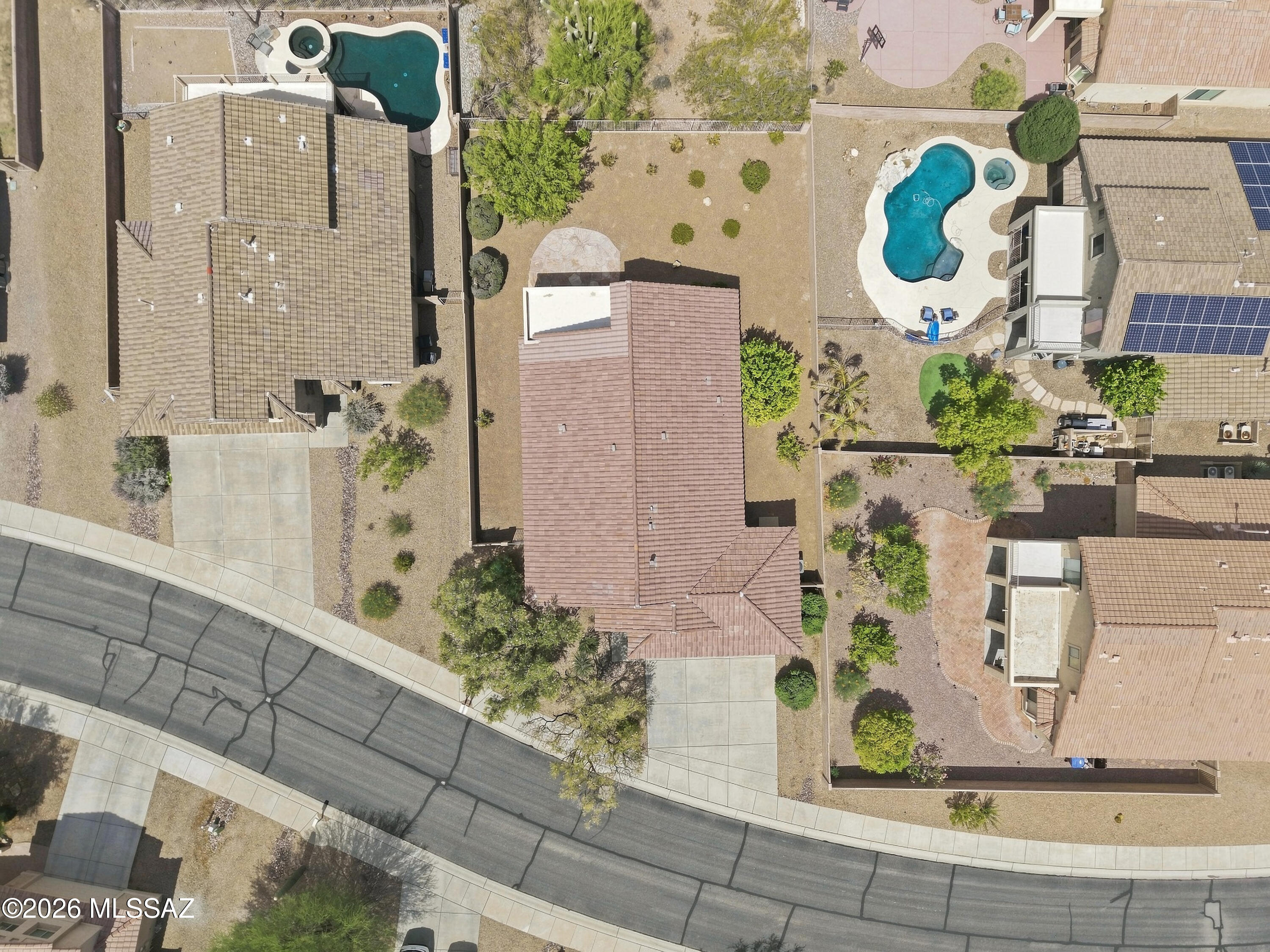 8005 N Iron Ridge Drive