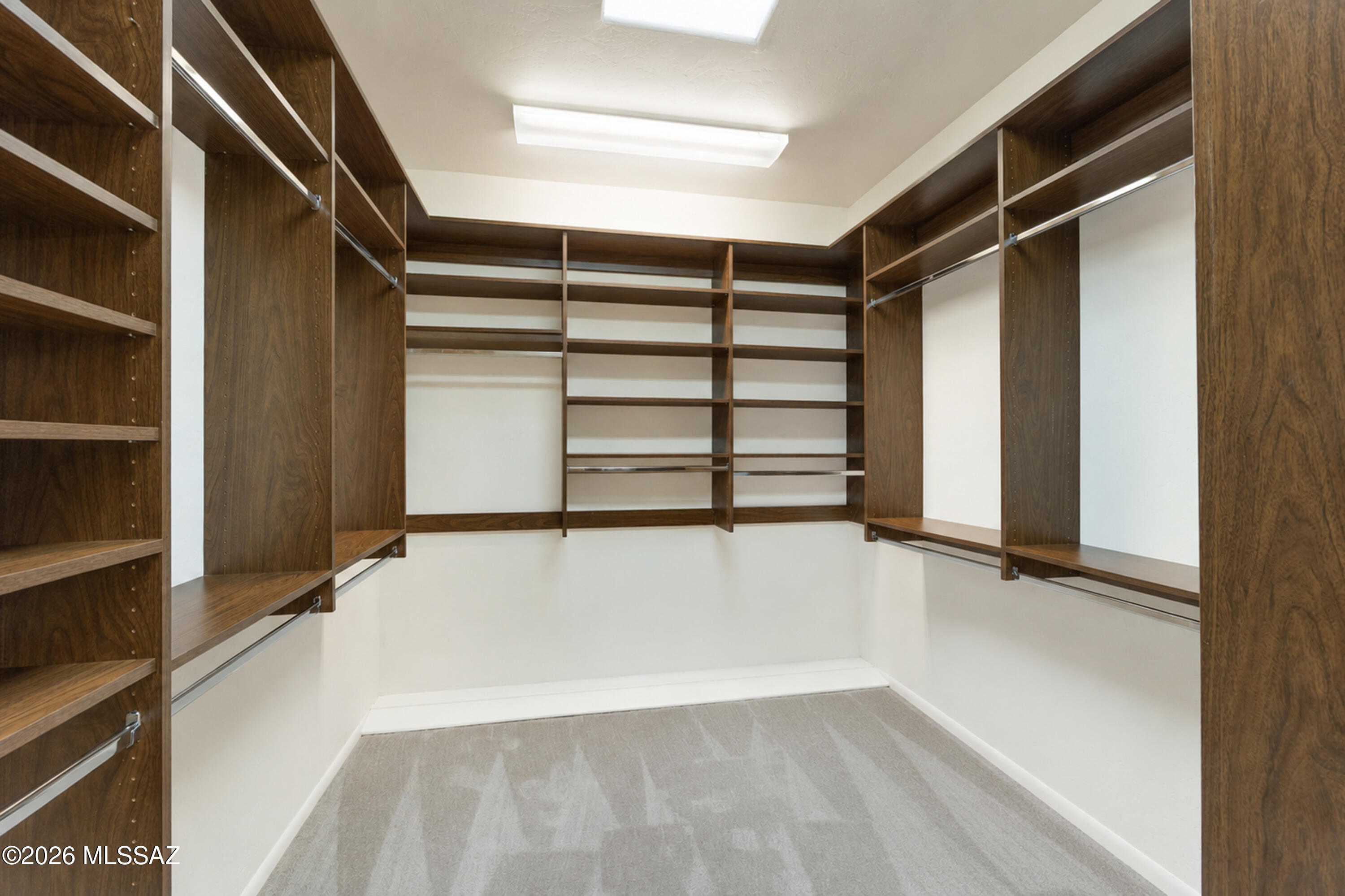 1060 E Canada Vista Place