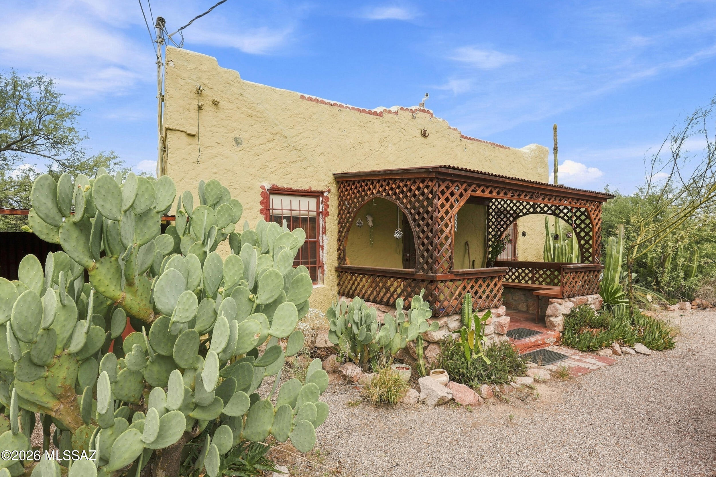 1804 S Santa Cruz Lane