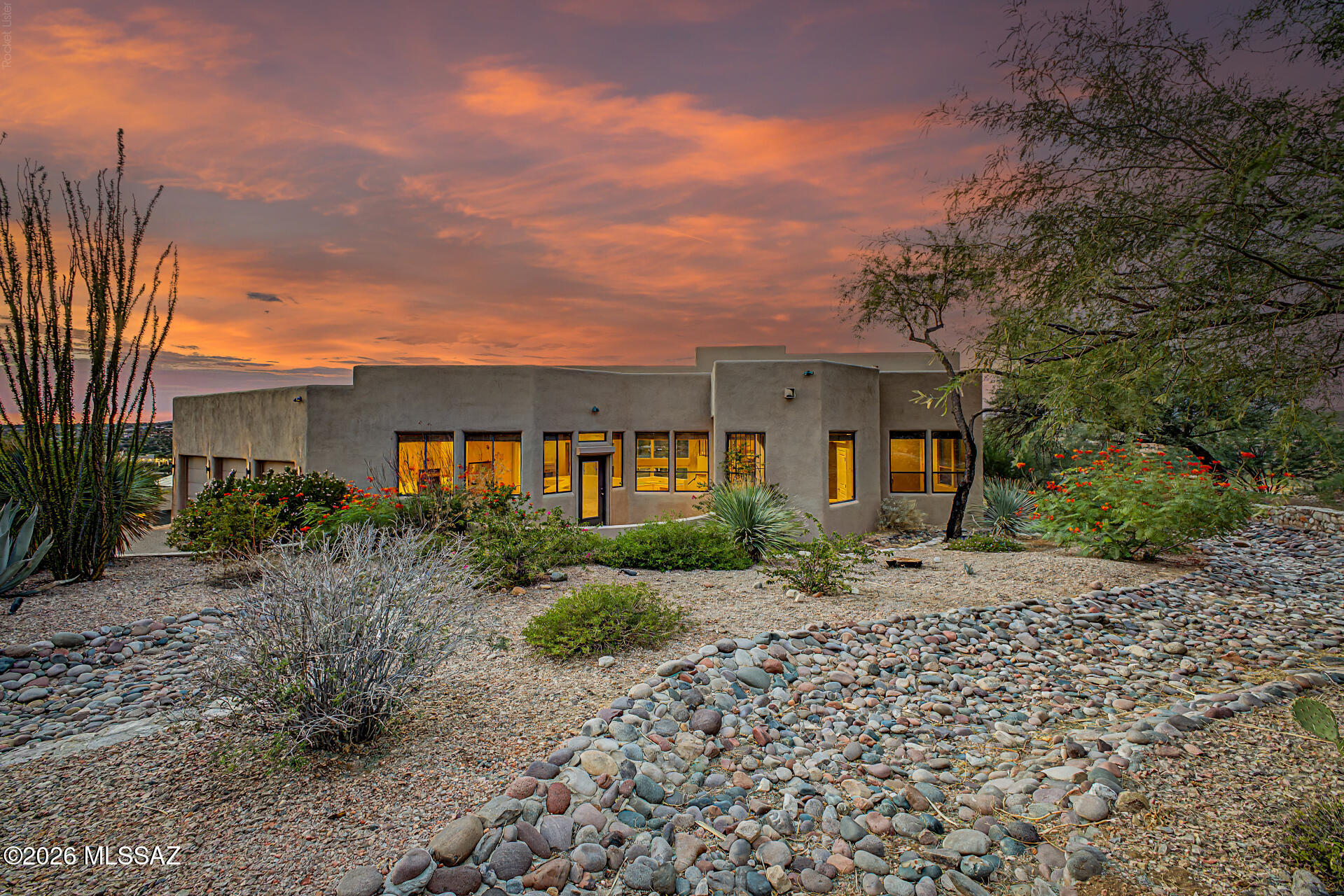 1751 E Buck Ridge Place