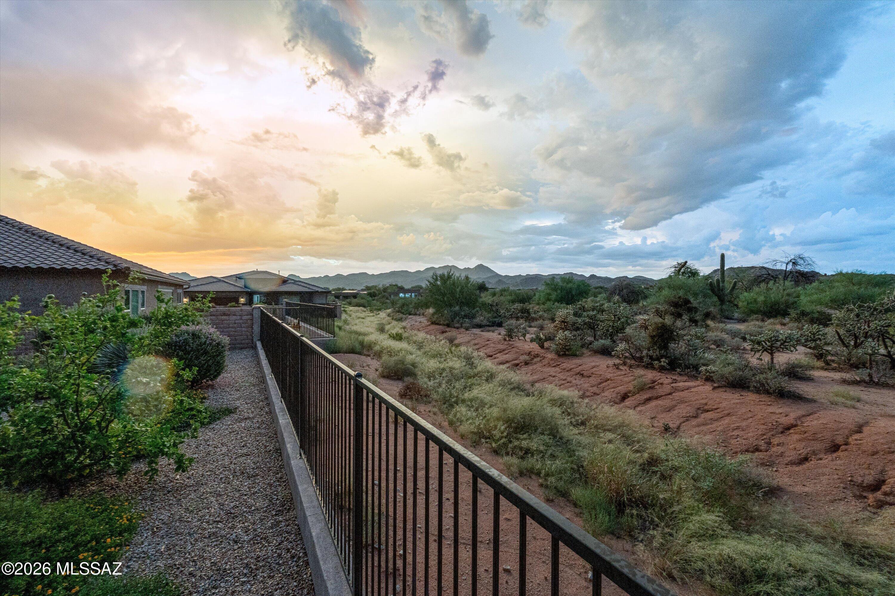 440 W Saguaro Arm Trail