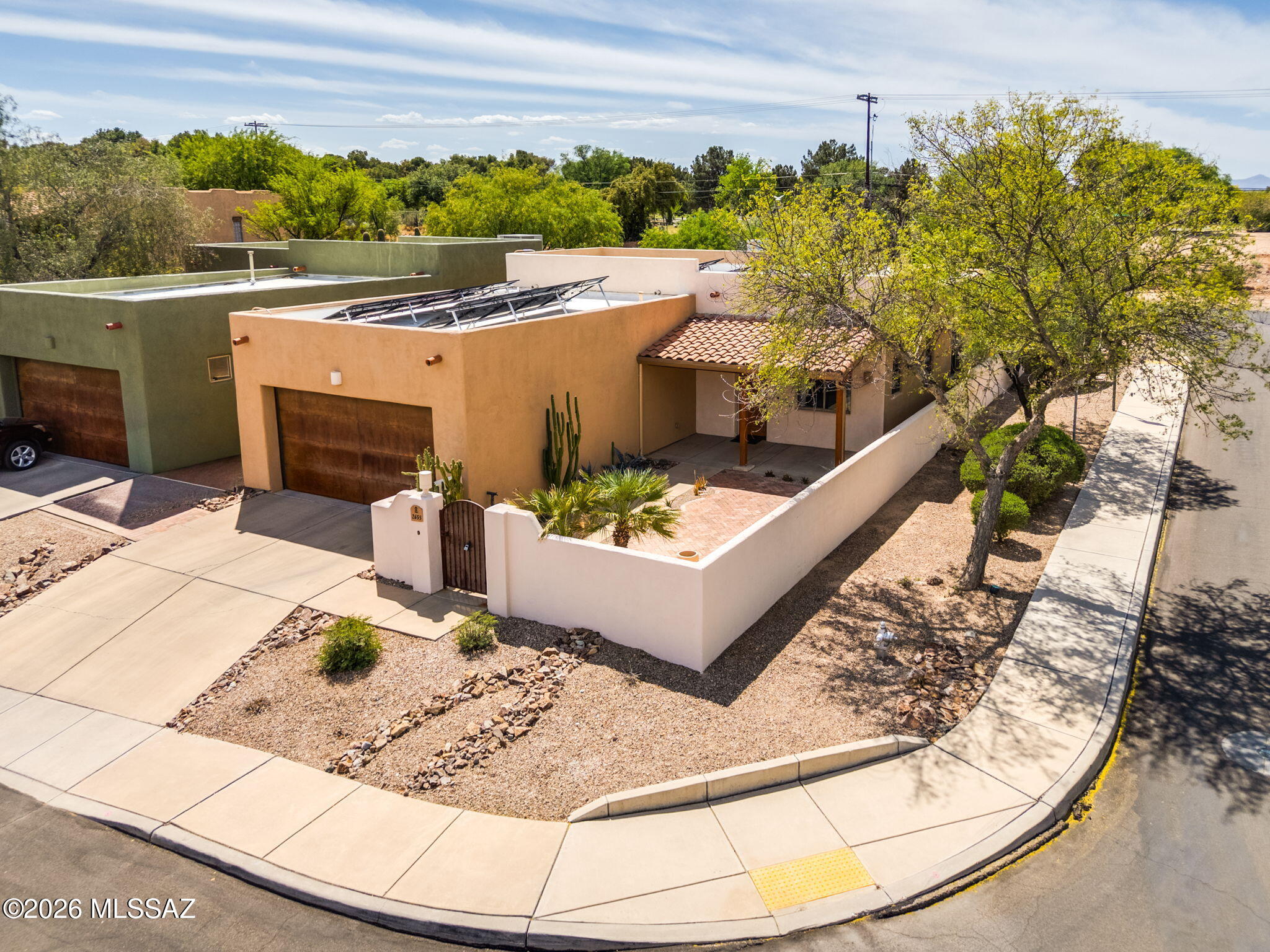 2655 N Sahuara Place