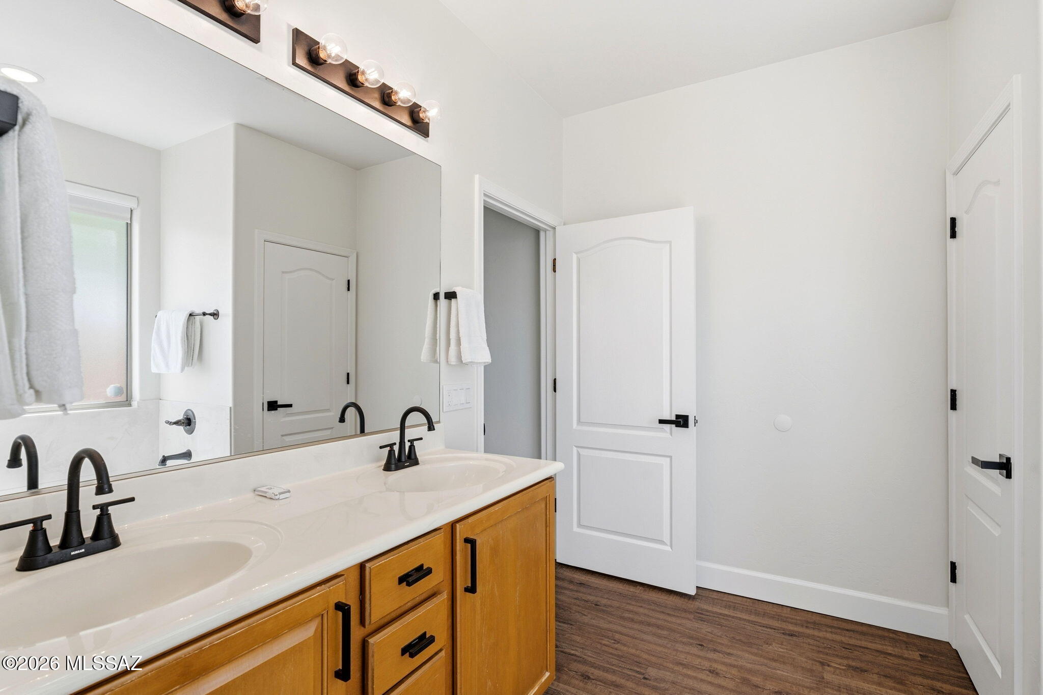 2655 N Sahuara Place
