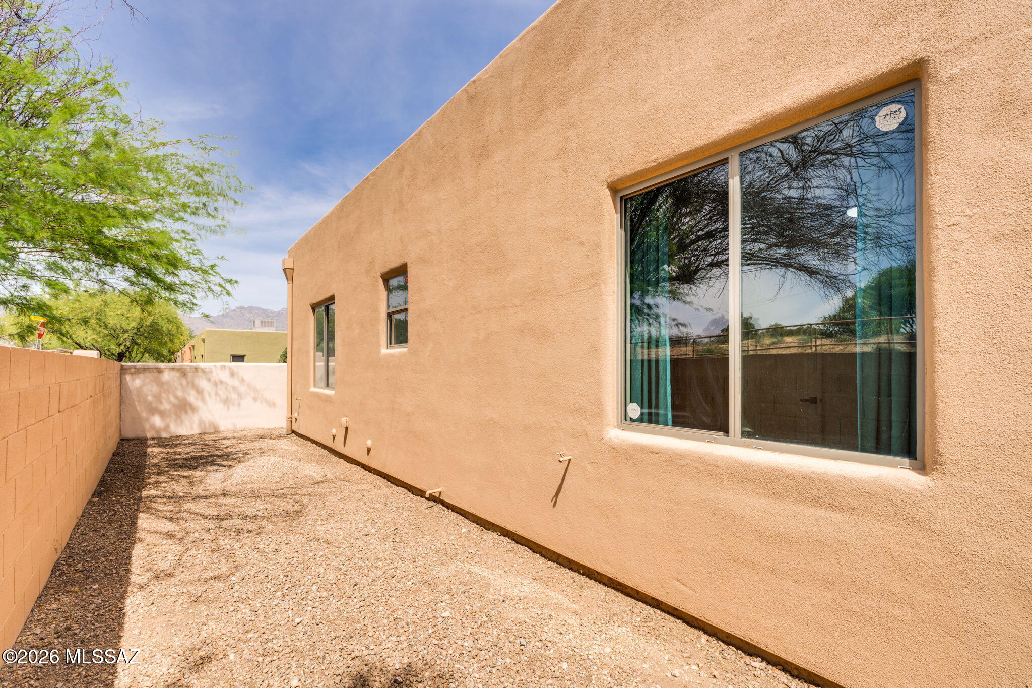 2655 N Sahuara Place
