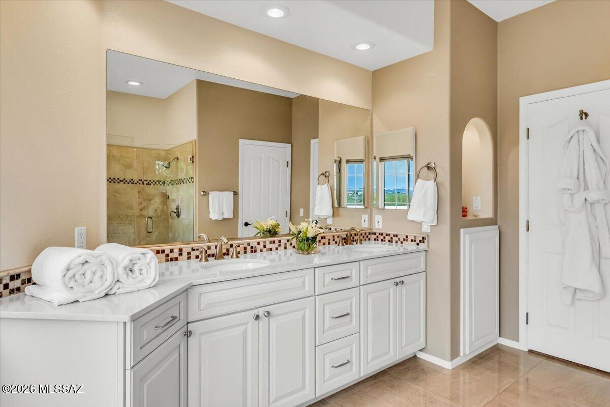 5215 W Sunset Road