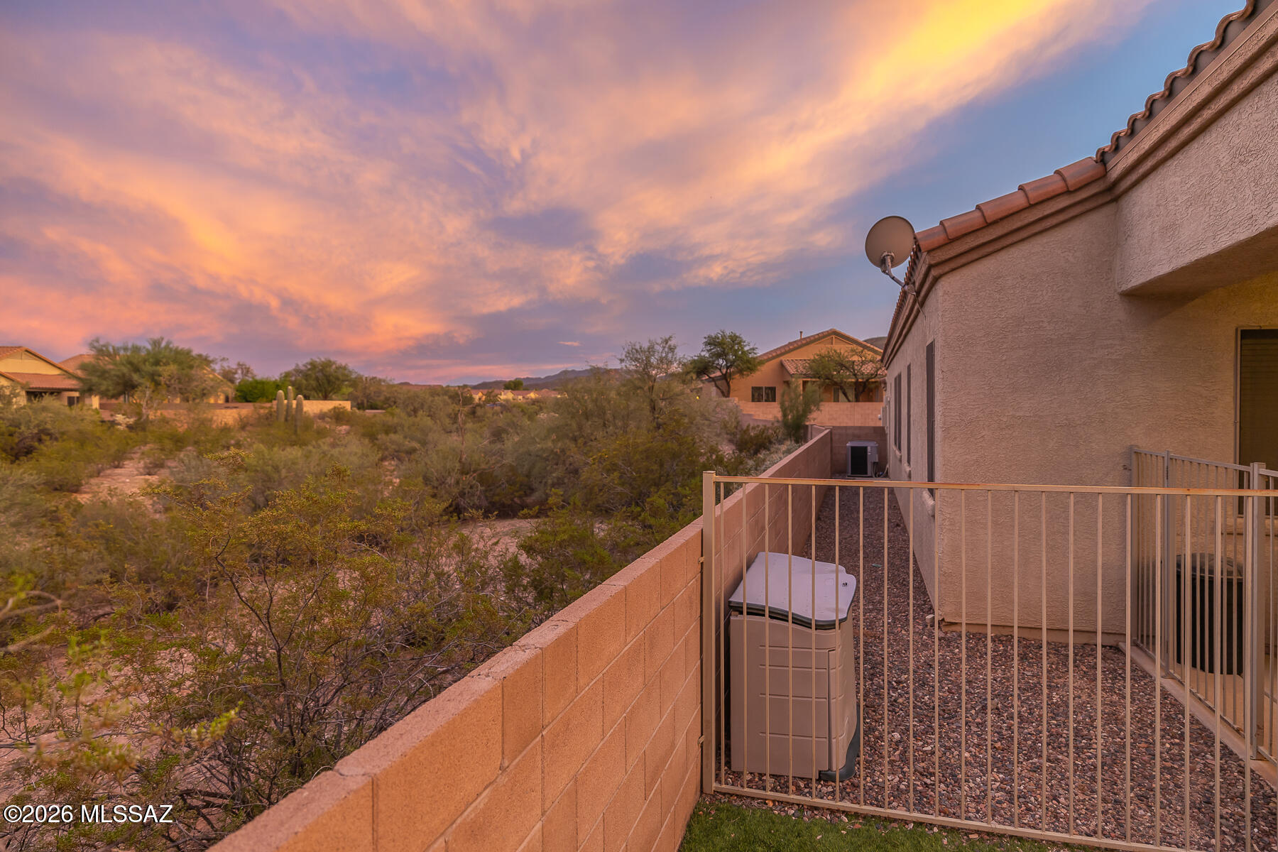 8440 N Sand Dune Place