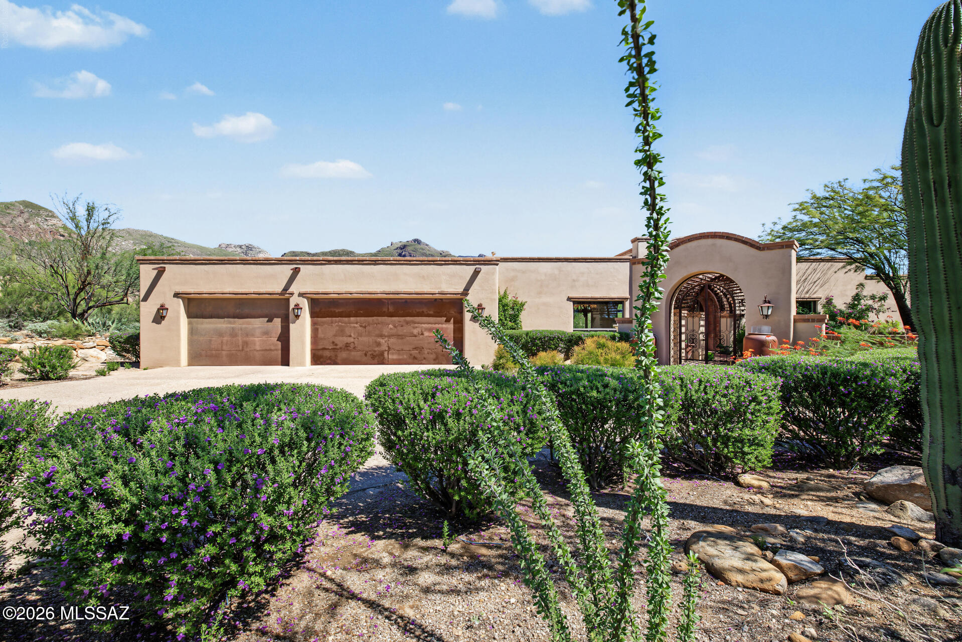 7587 N Mystic Canyon Drive