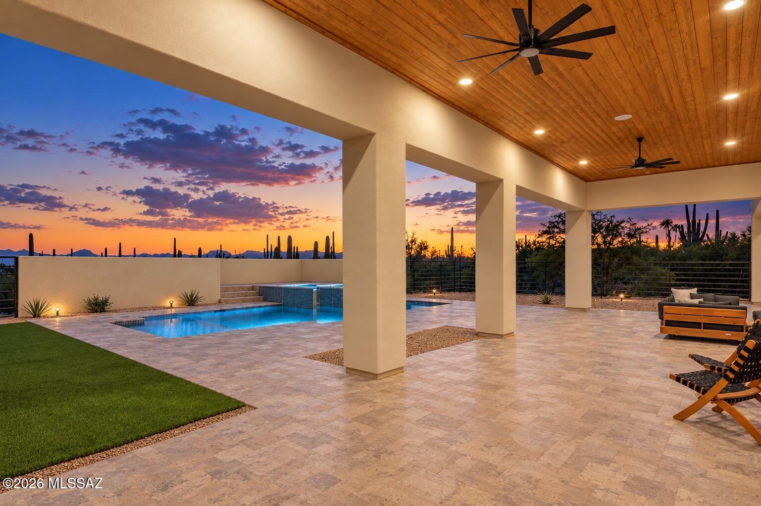 7185 N Agave Ridge Place