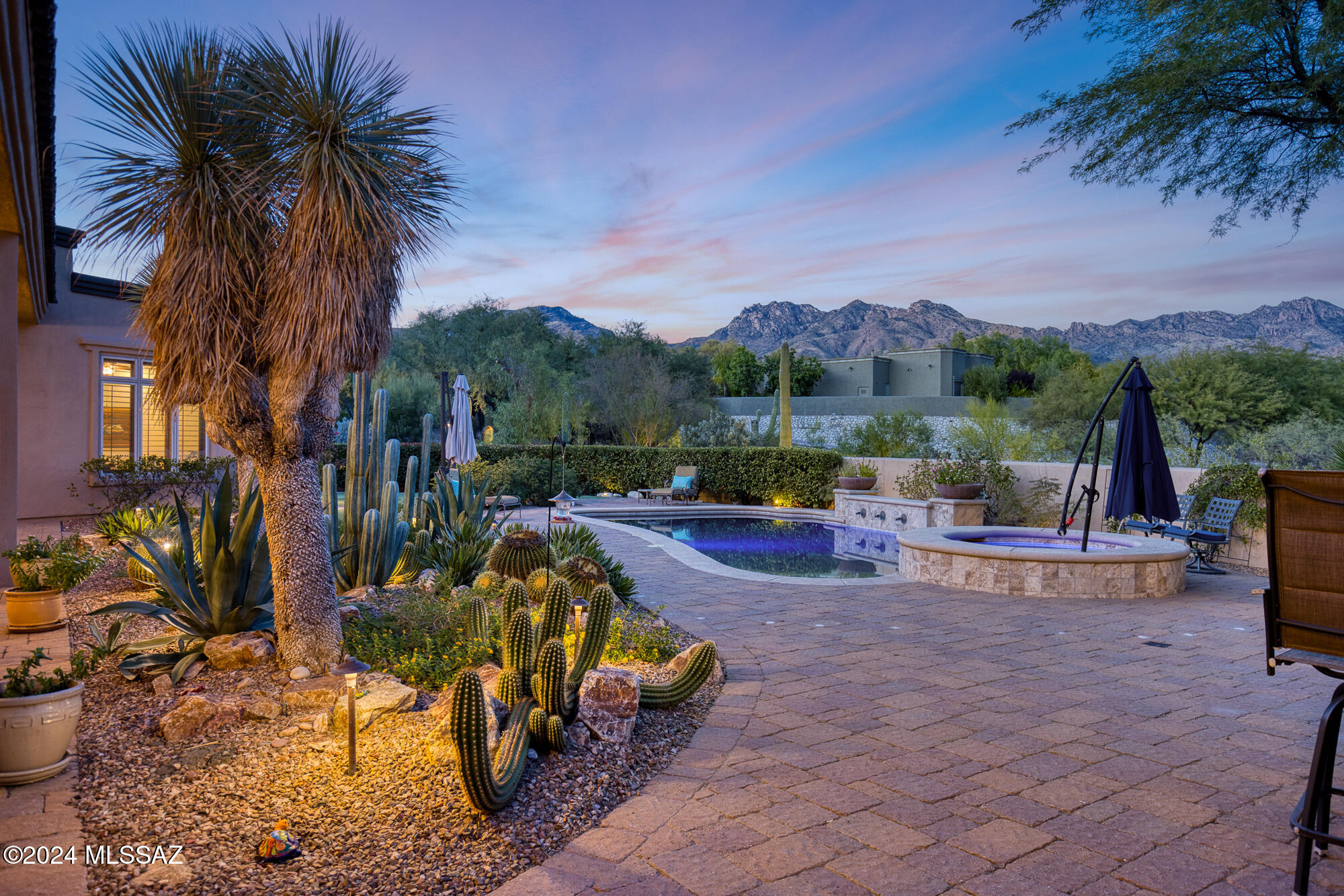 5043 N Marlin Canyon Place
