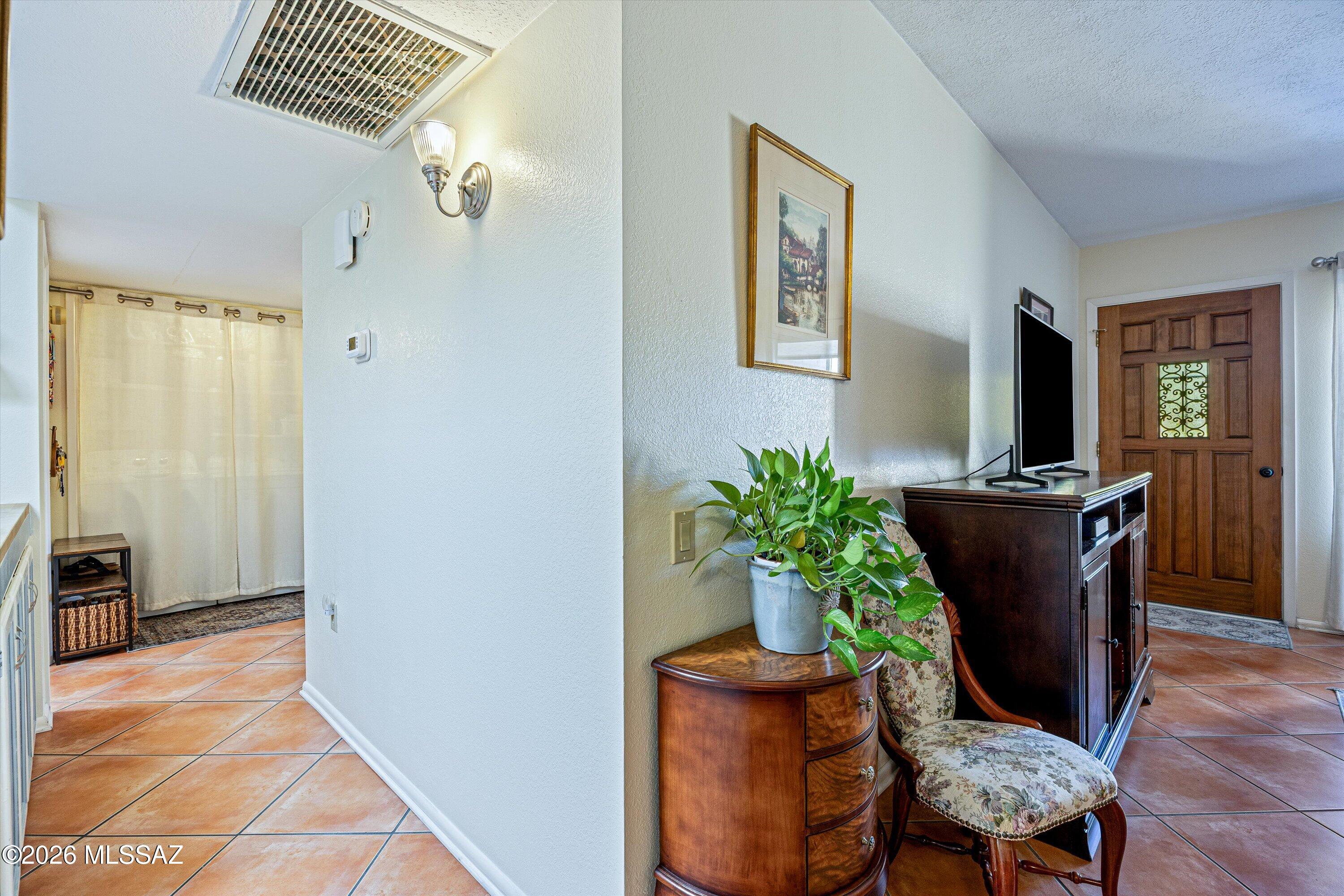 1432 W Calle Pueblo