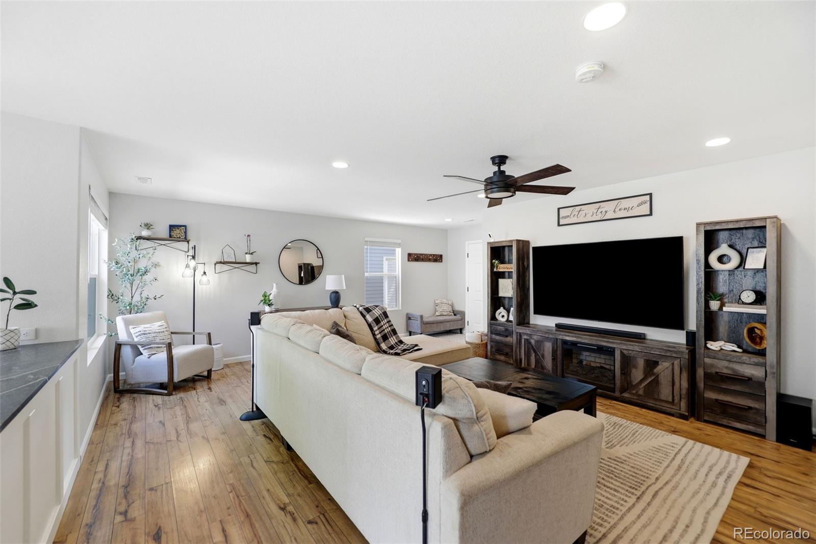 16013 E Nichols Place
