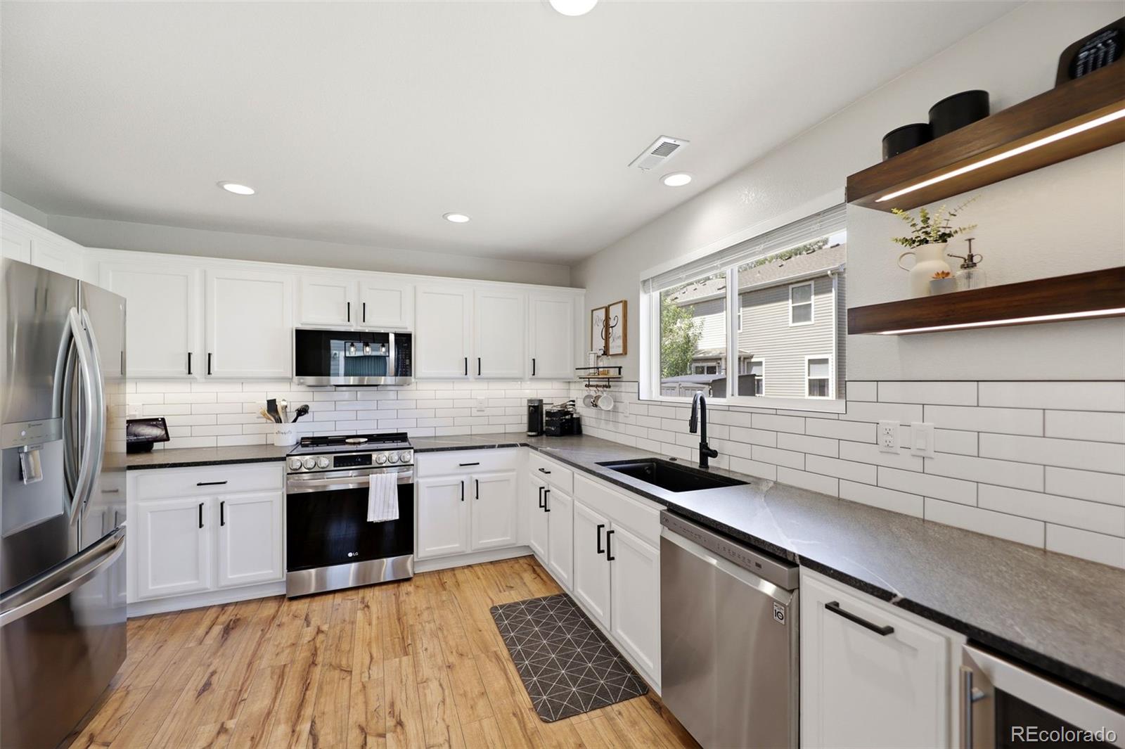 16013 E Nichols Place