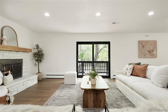 3352 Vivian Drive
