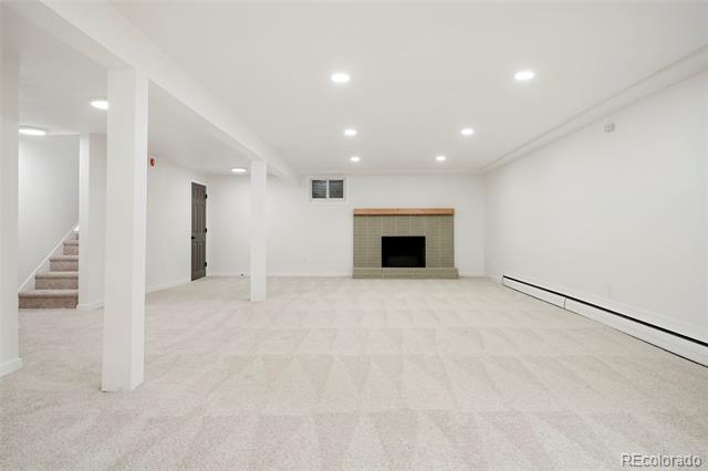 3352 Vivian Drive