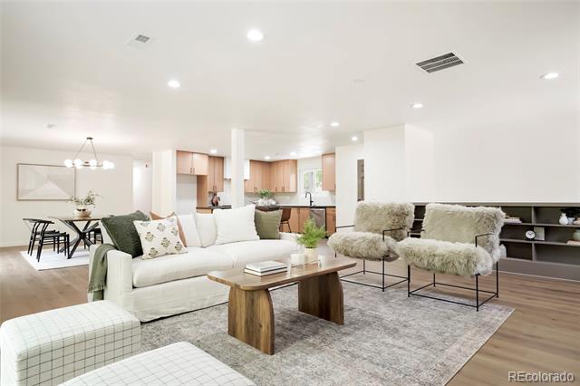 3352 Vivian Drive