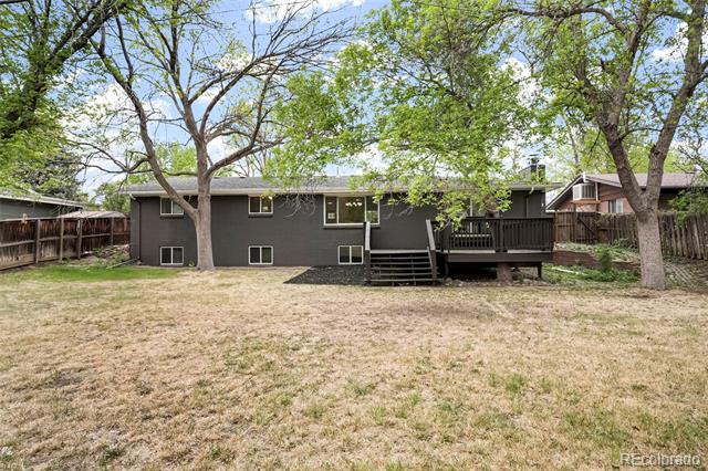 3352 Vivian Drive