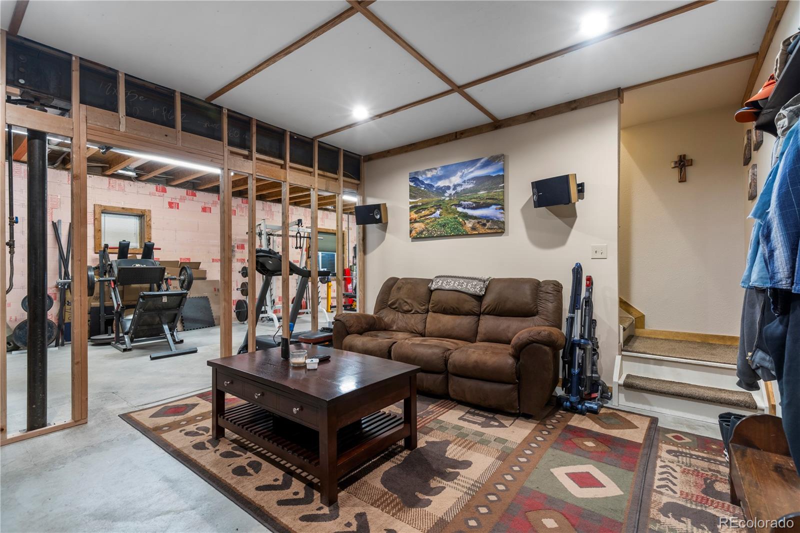 3916 Estates Circle