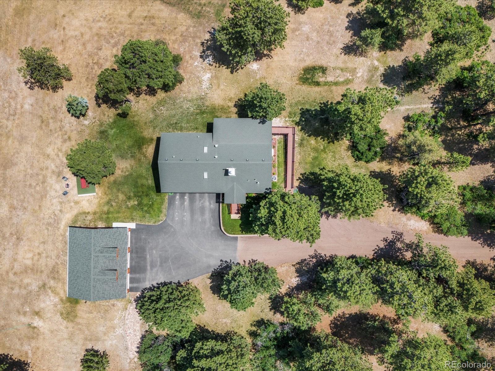 3916 Estates Circle