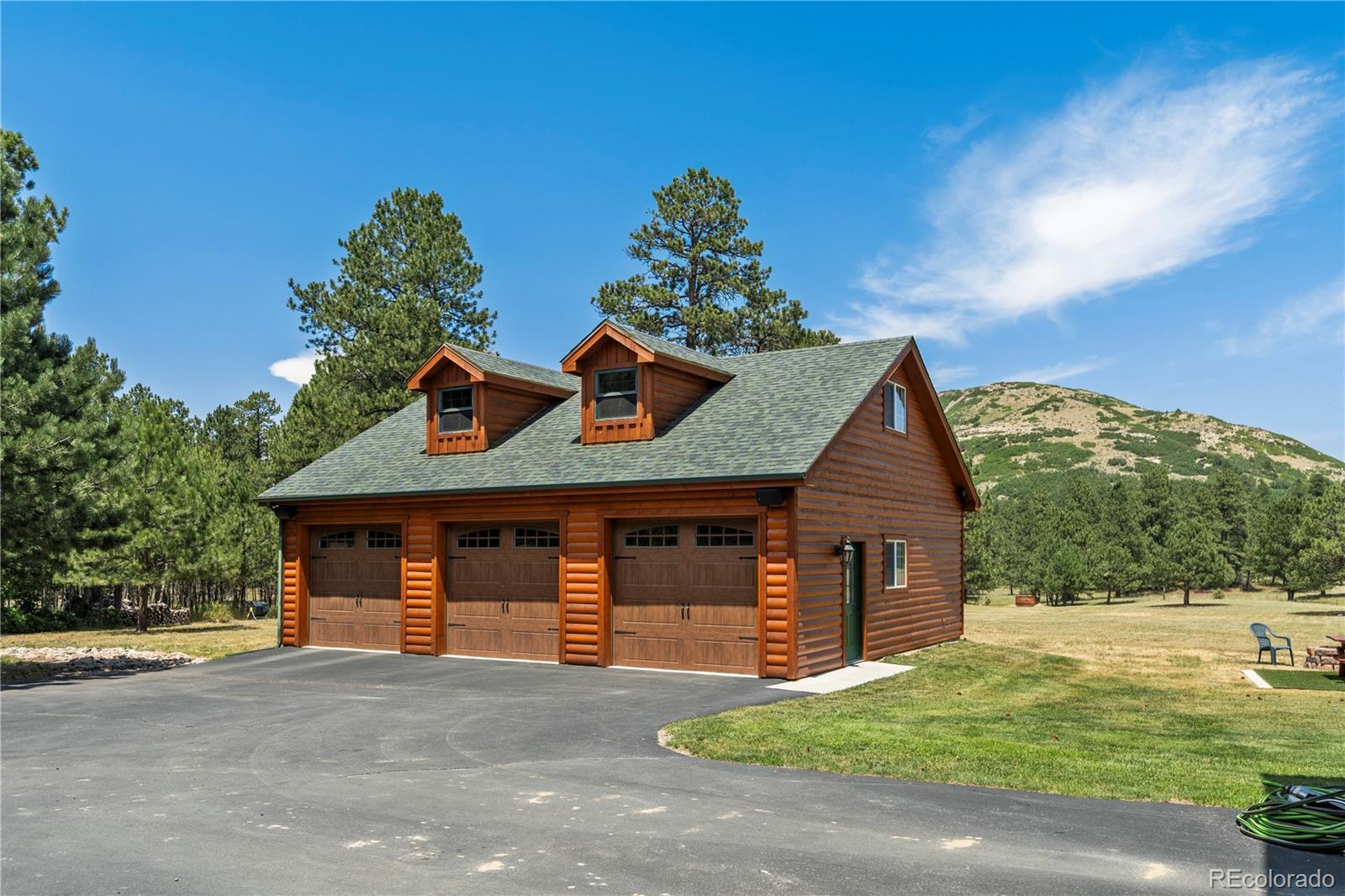 3916 Estates Circle