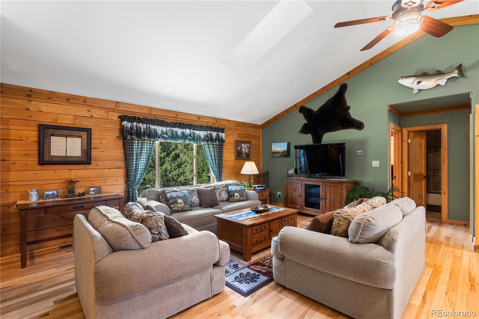 3916 Estates Circle