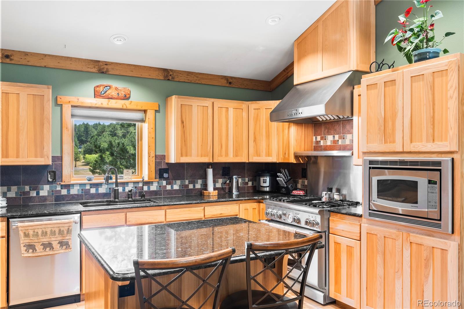 3916 Estates Circle