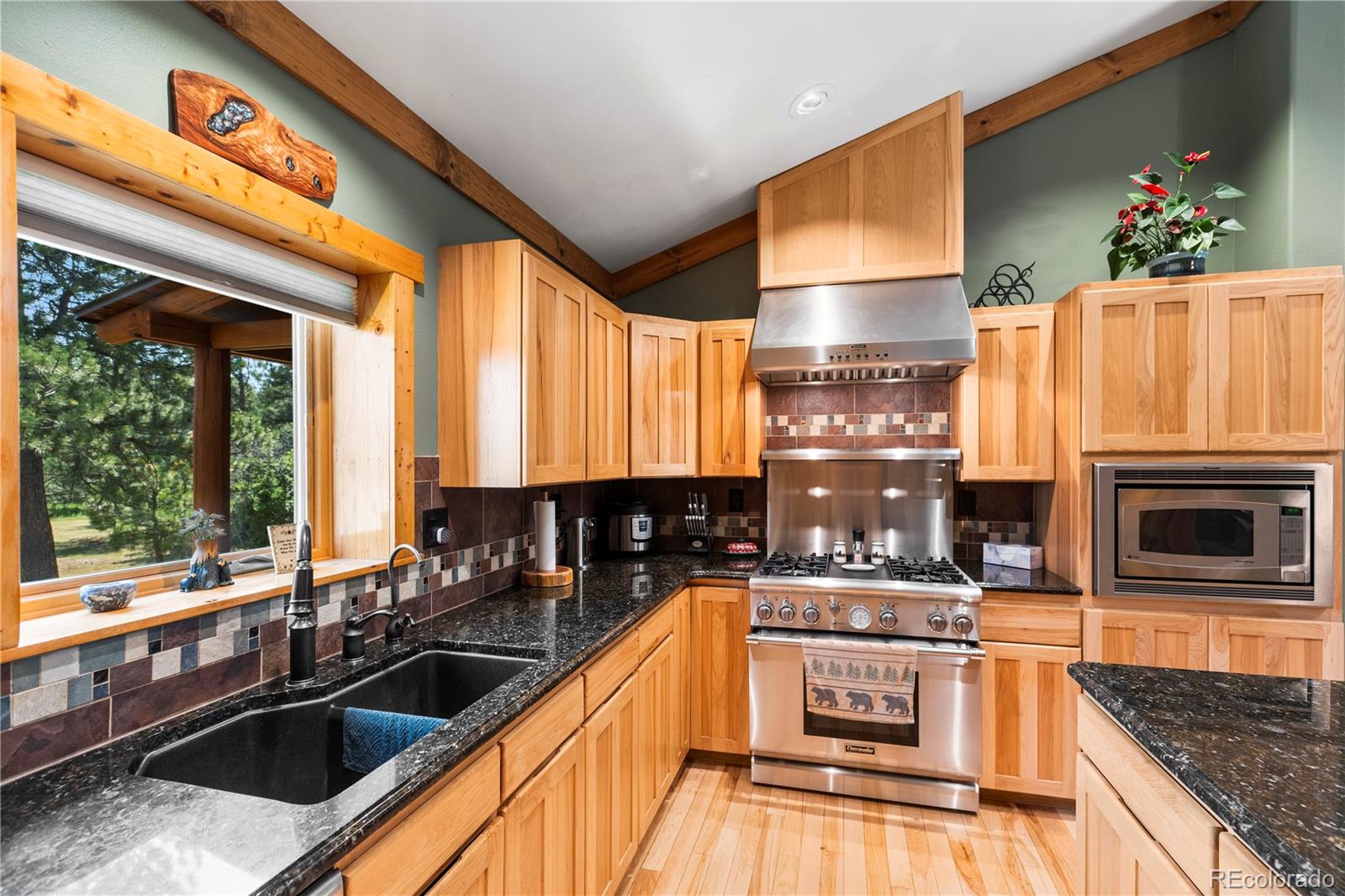 3916 Estates Circle