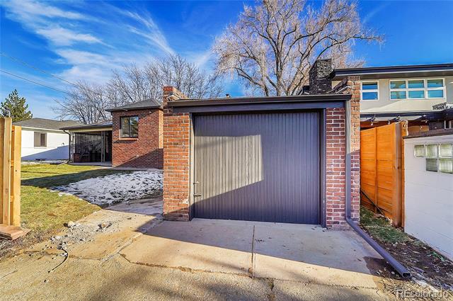 975 S Fillmore Way
