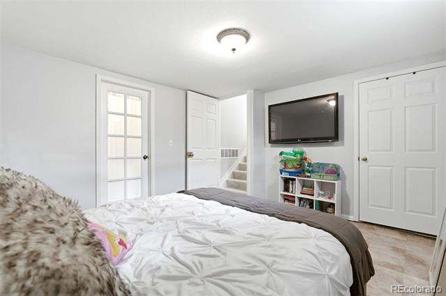 5062 S Zang Court