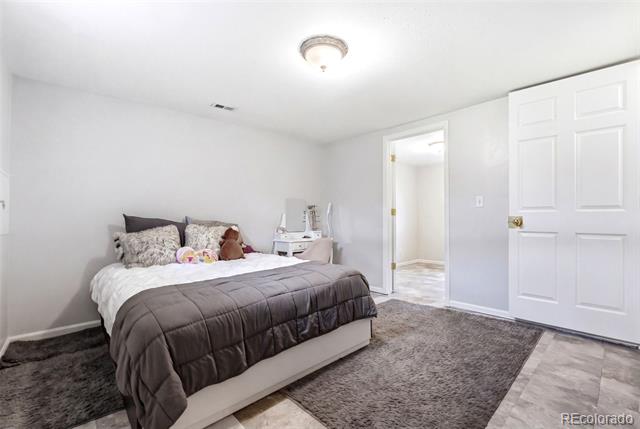 5062 S Zang Court