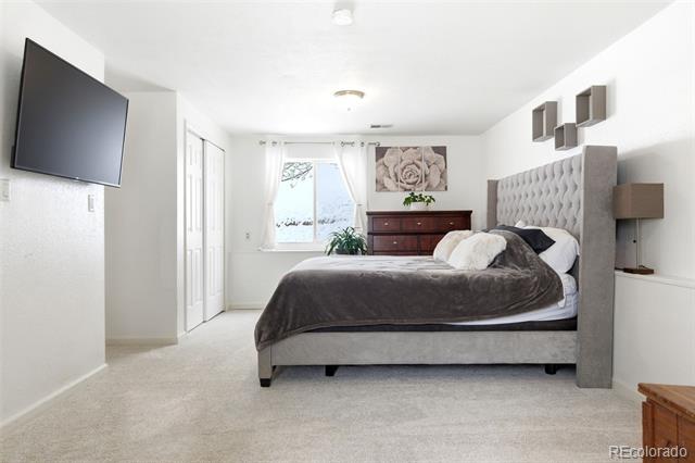 5062 S Zang Court