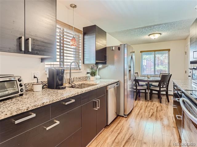 5401 E Warren Avenue Unit: 212