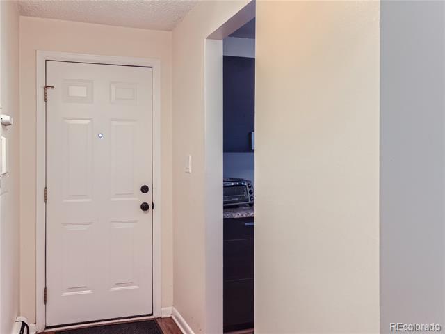 5401 E Warren Avenue Unit: 212