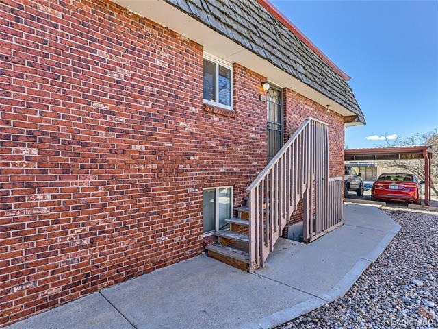 5401 E Warren Avenue Unit: 212