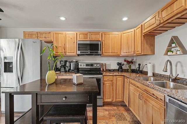 5711 W 92nd Avenue Unit: 19