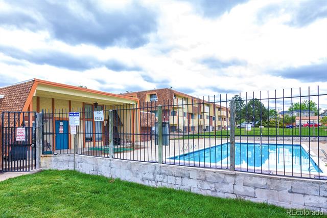 10211 Ura Lane Unit: 7-204