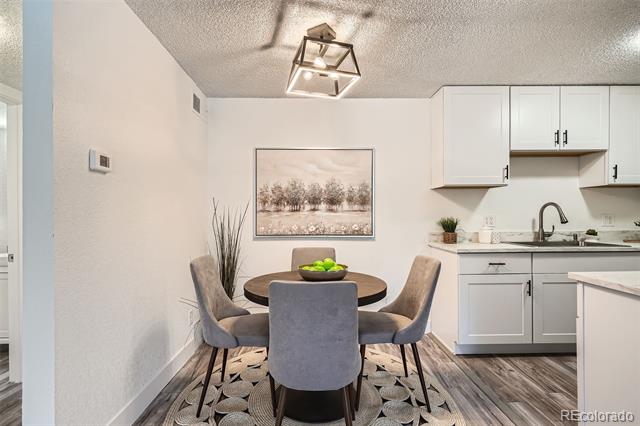 10211 Ura Lane Unit: 7-204
