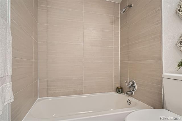 10211 Ura Lane Unit: 7-204