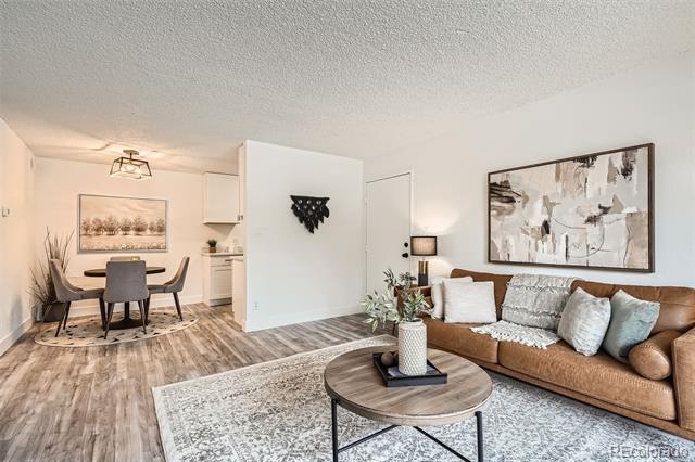 10211 Ura Lane Unit: 7-204