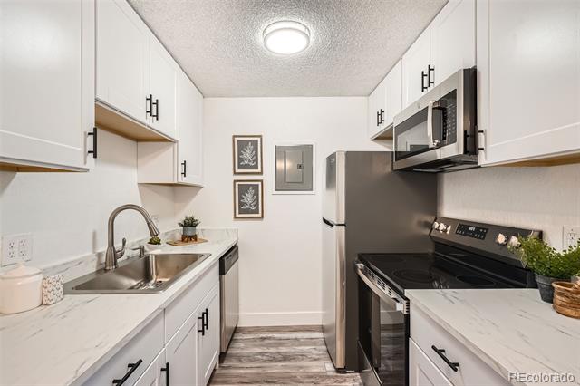 10211 Ura Lane Unit: 7-204