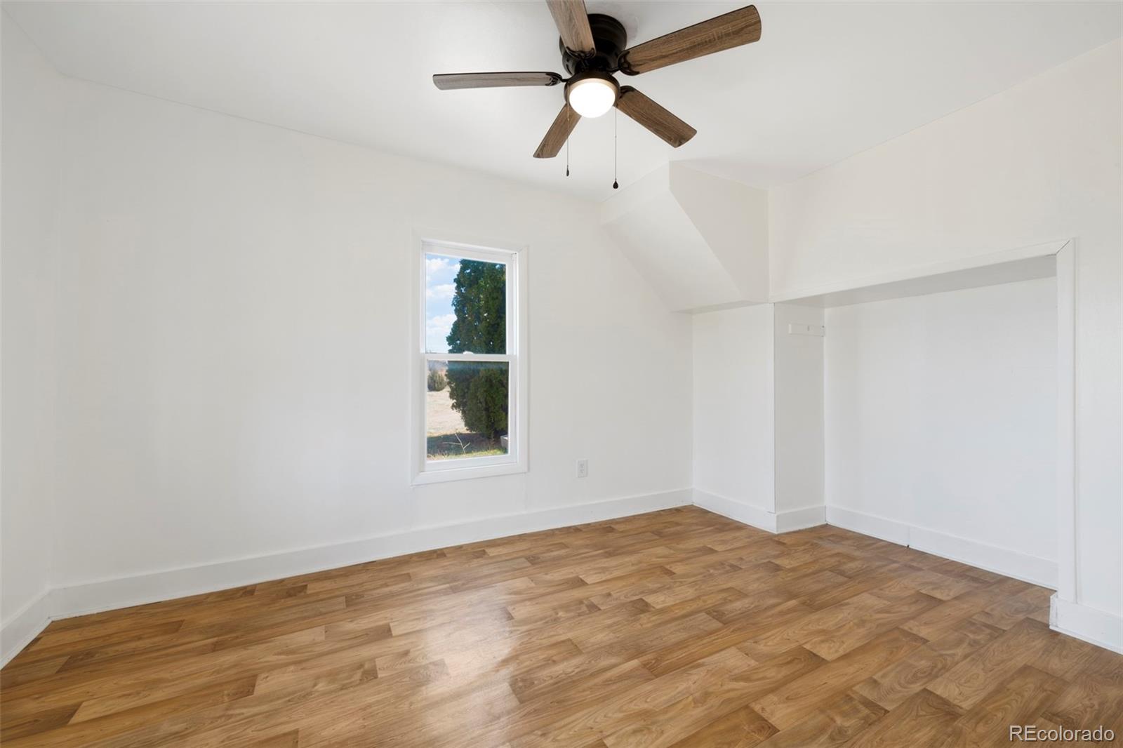 189 W 24 Highway