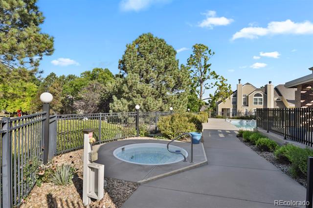 5702 W Asbury Place Unit: 302