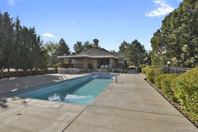 5702 W Asbury Place Unit: 302