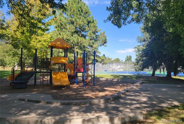 5702 W Asbury Place Unit: 302