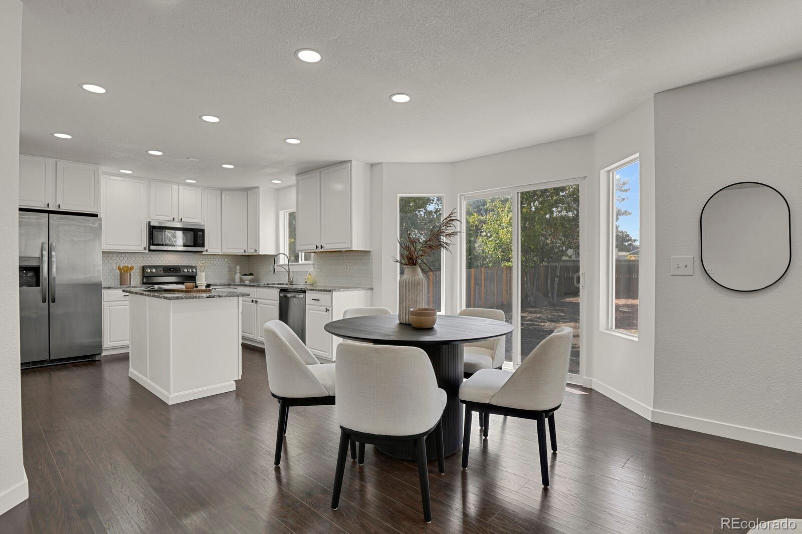 7227 Prairie Circle