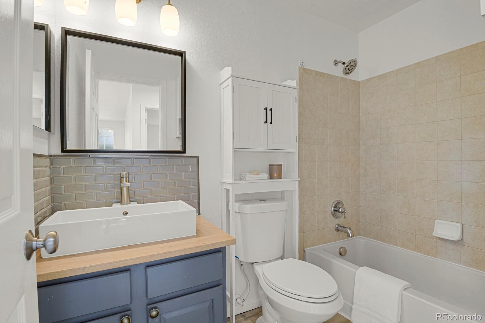 7227 Prairie Circle