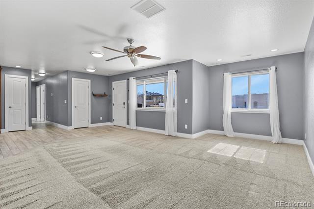 573 W Archer Plaza